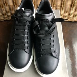 Alexander McQueen leather sneakers. Black size 10. Excellent condition.